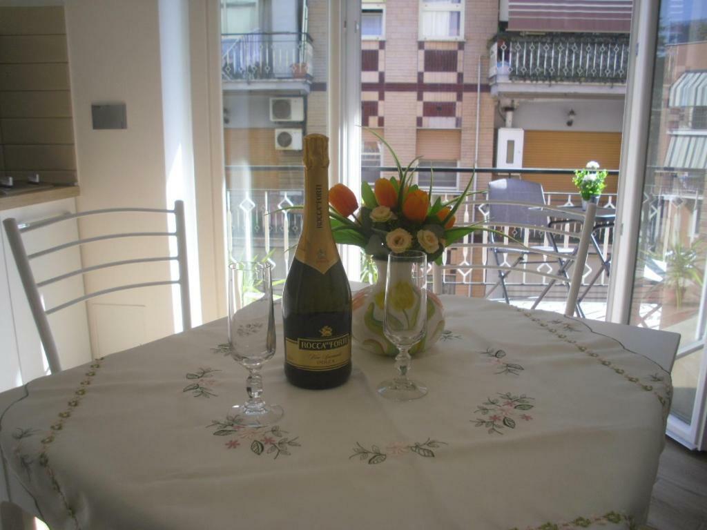 Lovely Little Apartment In Via Aurelia 로마 외부 사진